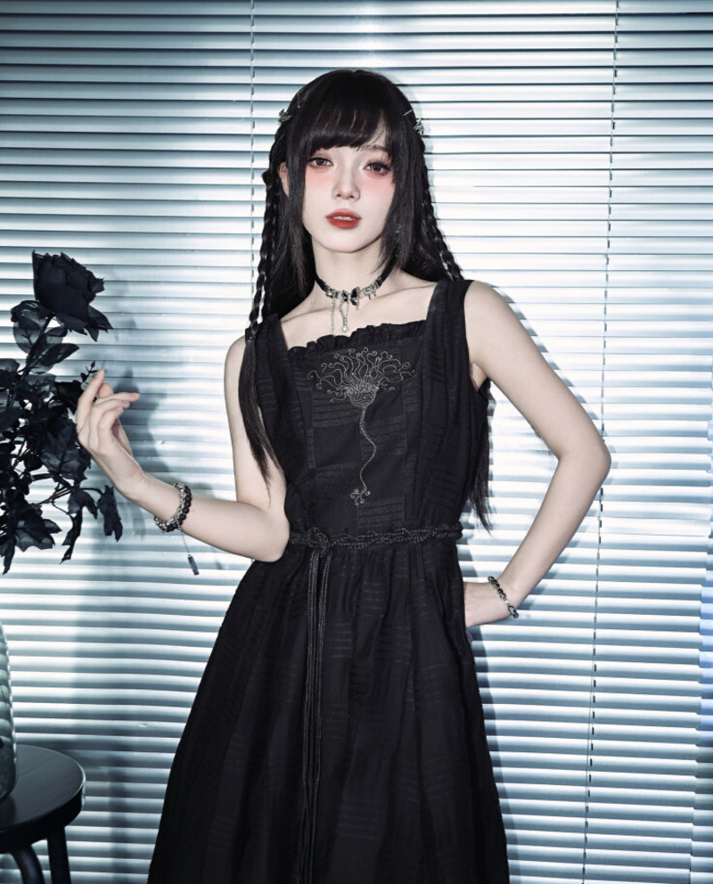 Embroidery Cotton - New Crinoid Embroidery Black Double Layer