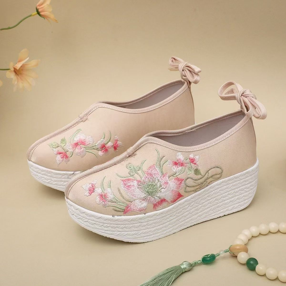 Woman Ethnic Style Wedges Embr - Embroidery Style ulasan dan harga