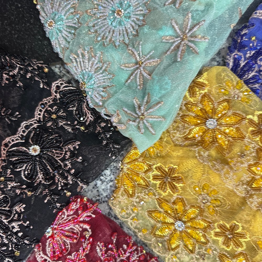 Malaysia Premium Women's Hijab - Embroidery Premium ulasan dan harga