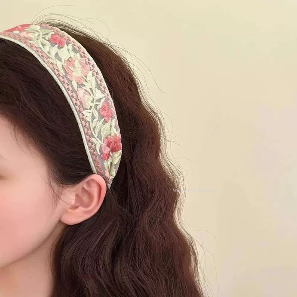 Spring Lace Embroidery Floral  - Embroidery Hoop ulasan dan harga
